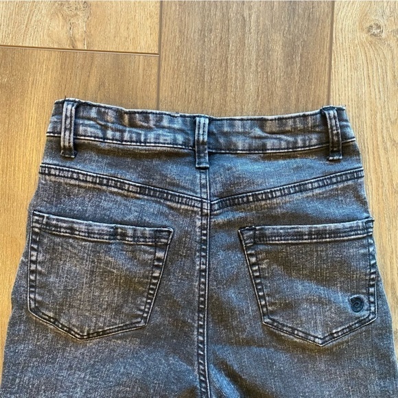 Black Stone washed jeans - Picture 8 of 9